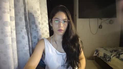 Paola online show from January 22, 2025, 3:52 am