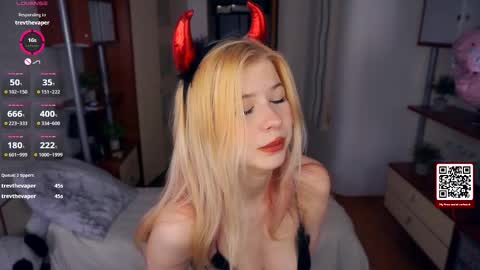 Snapshot of quennabrucker chatting on November 15, 2025, 4:32 am Tate online show from November 15, 2025, 4:32 am