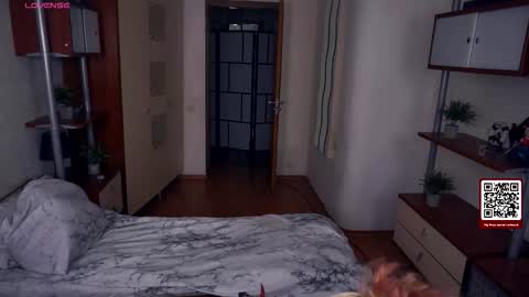 Snapshot of quennabrucker chatting on November 27, 2025, 6:37 am Tate online show from November 27, 2025, 6:37 am