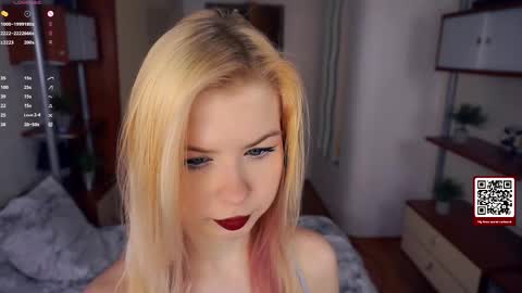 Snapshot of quennabrucker chatting on November 30, 2025, 6:39 am Tate online show from November 30, 2025, 6:39 am