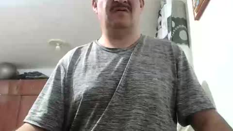 Snapshot of querubinrebelde chatting on June 2, 2026, 12:45 am Don Ramon online show from June 2, 2026, 12:45 am