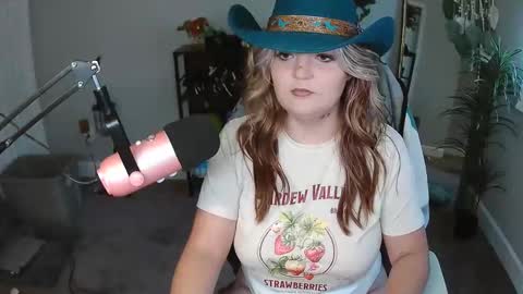 Snapshot of quervoqueen1 chatting on May 24, 2026, 10:04 pm Bri online show from May 24, 2026, 10:04 pm
