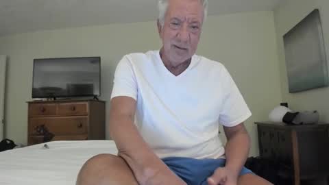 Snapshot of quest_one chatting on January 10, 2026, 5:15 pm Jim online show from January 10, 2026, 5:15 pm