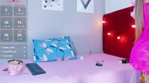 quickhookupp online show from April 29, 2026, 2:37 am