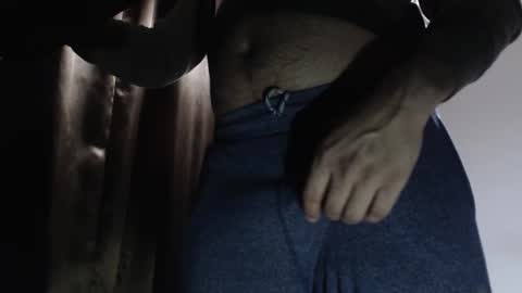 oilypanda online show from January 12, 2025, 10:54 pm