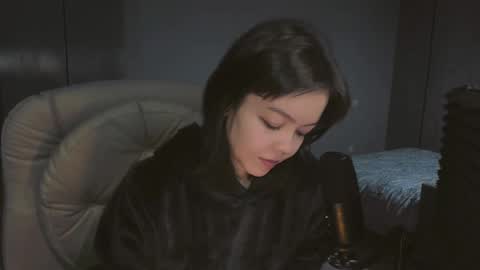 quietluxury online show from February 12, 2026, 1:39 pm