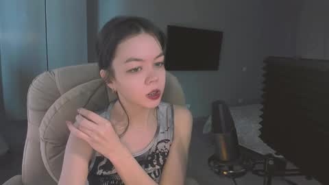 quietluxury online show from March 28, 2026, 11:43 am