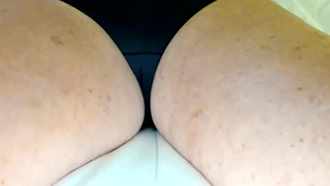 quietwife online show from March 31, 2026, 3:41 am