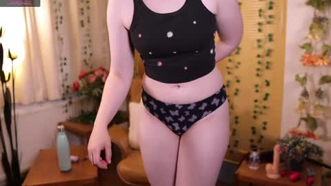 QuinnMonroe online show from June 5, 2026, 6:46 pm