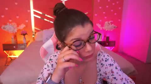 Karolina online show from June 18, 2026, 9:14 am