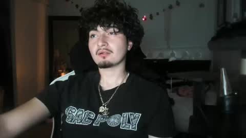 Snapshot of qwert4206 chatting on February 18, 2026, 8:32 am qwert4206 online show from February 18, 2026, 8:32 am