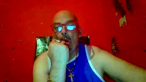 qwertyuiop22348015 online show from May 1, 2026, 7:40 pm