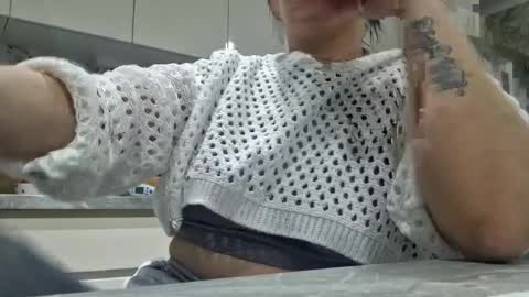 Snapshot of r_e_l_a_x chatting on February 23, 2025, 8:11 pm Nastya   RELAX online show from February 23, 2025, 8:11 pm