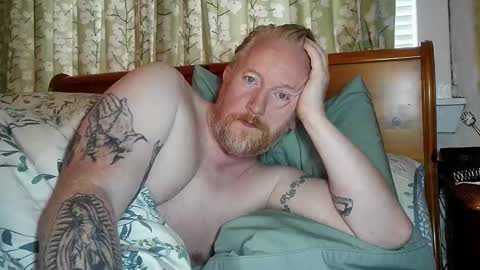 Snapshot of r_o_h_a_n chatting on September 30, 2025, 8:08 am r_o_h_a_n online show from September 30, 2025, 8:08 am