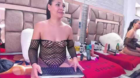  RACHEL online show from December 21, 2024, 6:34 pm