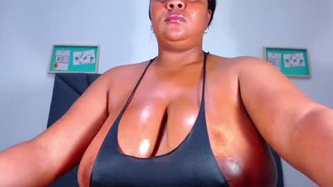 MALIKA Z online show from December 12, 2024, 2:15 am