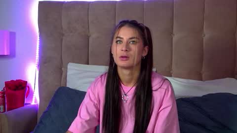 RachellSimpson online show from October 10, 2025, 6:40 pm