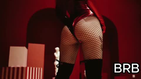 Snapshot of rachelqueen_ chatting on December 13, 2024, 6:59 pm  Miko Pleasee help me get 100 likes online show from December 13, 2024, 6:59 pm