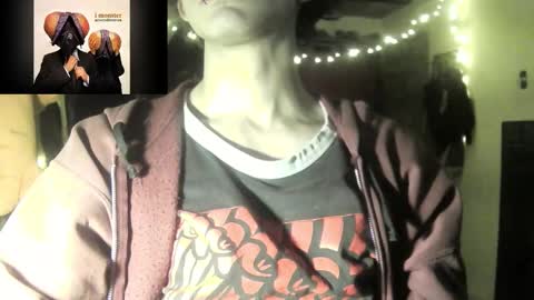 Snapshot of racky7w7 chatting on November 2, 2025, 7:11 am racky7w7 online show from November 2, 2025, 7:11 am