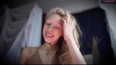 Snapshot of radiant_ada chatting on March 8, 2025, 8:44 am ada online show from March 8, 2025, 8:44 am