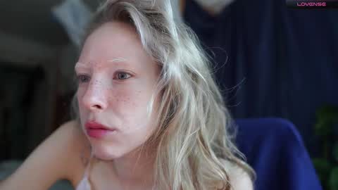 Snapshot of radiant_ada chatting on September 11, 2025, 8:58 am ada online show from September 11, 2025, 8:58 am