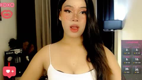 raeganclinton online show from November 24, 2025, 5:40 am