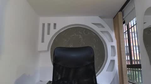 R A F A E L online show from November 4, 2025, 9:03 pm