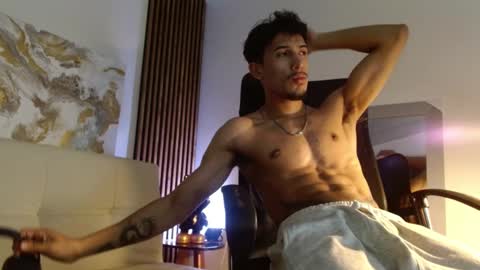 Snapshot of rafaelstone chatting on February 6, 2025, 3:48 am IG online show from February 6, 2025, 3:48 am