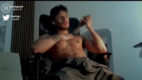 Snapshot of rafaelstone chatting on September 25, 2025, 2:37 am IG online show from September 25, 2025, 2:37 am