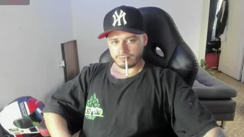 ragnar_lothbrok77 online show from September 22, 2025, 10:23 pm