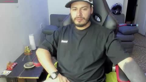 ragnar_lothbrok77 online show from April 7, 2026, 3:40 am