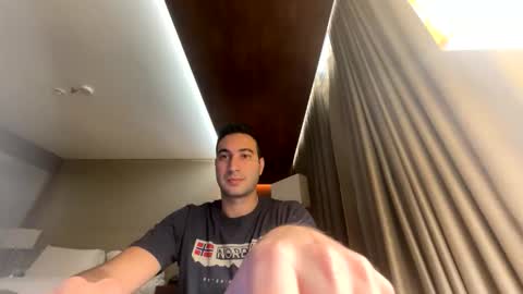 ragnearyou online show from October 11, 2025, 9:35 pm