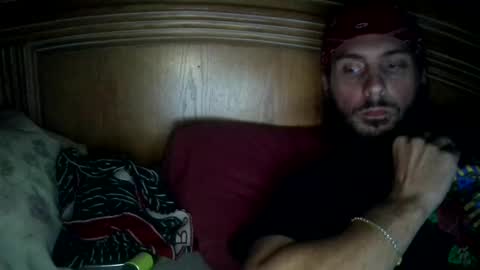 Snapshot of raidersman757 chatting on October 20, 2025, 1:50 am hitman online show from October 20, 2025, 1:50 am