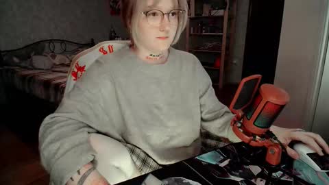 Kate online show from March 16, 2026, 3:38 pm