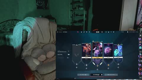 Kate online show from April 13, 2026, 6:13 pm