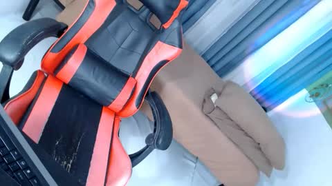 itsmeRailey online show from March 1, 2026, 12:56 am