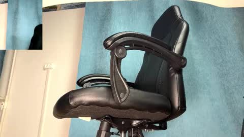 Rainbow James  online show from October 3, 2025, 5:21 pm