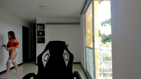 Jennyindependent model . online show from February 5, 2025, 8:35 pm