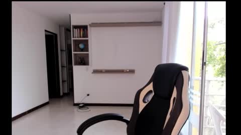 Jennyindependent model . online show from September 18, 2025, 7:49 pm