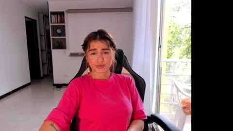 Jennyindependent model . online show from September 24, 2025, 7:06 pm