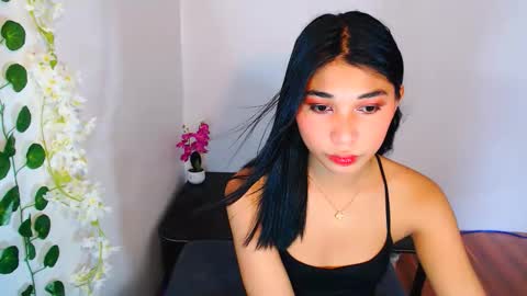 Snapshot of raindrizzle1706 chatting on November 22, 2025, 5:28 am raindrizzle1706 online show from November 22, 2025, 5:28 am