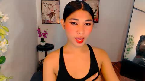 Snapshot of raindrizzle1706 chatting on December 14, 2025, 12:16 am raindrizzle1706 online show from December 14, 2025, 12:16 am