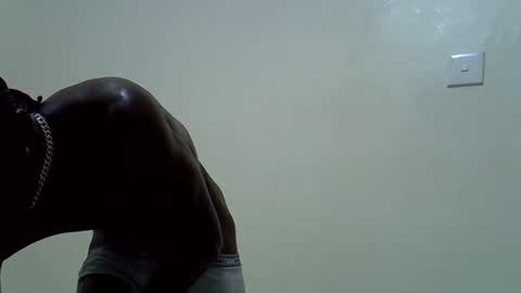 Snapshot of rakeem_1_ chatting on February 13, 2025, 7:52 pm rakeem 1 online show from February 13, 2025, 7:52 pm