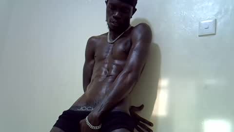 Snapshot of rakeem_1_ chatting on February 14, 2025, 2:44 pm rakeem 1 online show from February 14, 2025, 2:44 pm