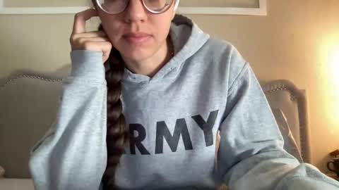 RamonaJ online show from November 1, 2025, 5:04 pm