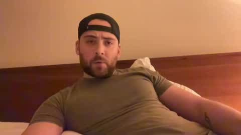 Snapshot of randomdude5950 chatting on February 7, 2025, 2:29 am randomdude5950 online show from February 7, 2025, 2:29 am