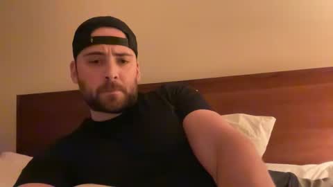 Snapshot of randomdude5950 chatting on March 3, 2025, 4:58 am randomdude5950 online show from March 3, 2025, 4:58 am