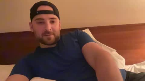 Snapshot of randomdude5950 chatting on March 10, 2025, 4:49 am randomdude5950 online show from March 10, 2025, 4:49 am