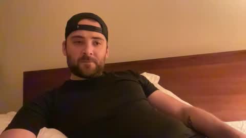 Snapshot of randomdude5950 chatting on November 17, 2025, 1:55 am randomdude5950 online show from November 17, 2025, 1:55 am