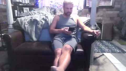 Randy8inbater online show from April 8, 2026, 11:43 am